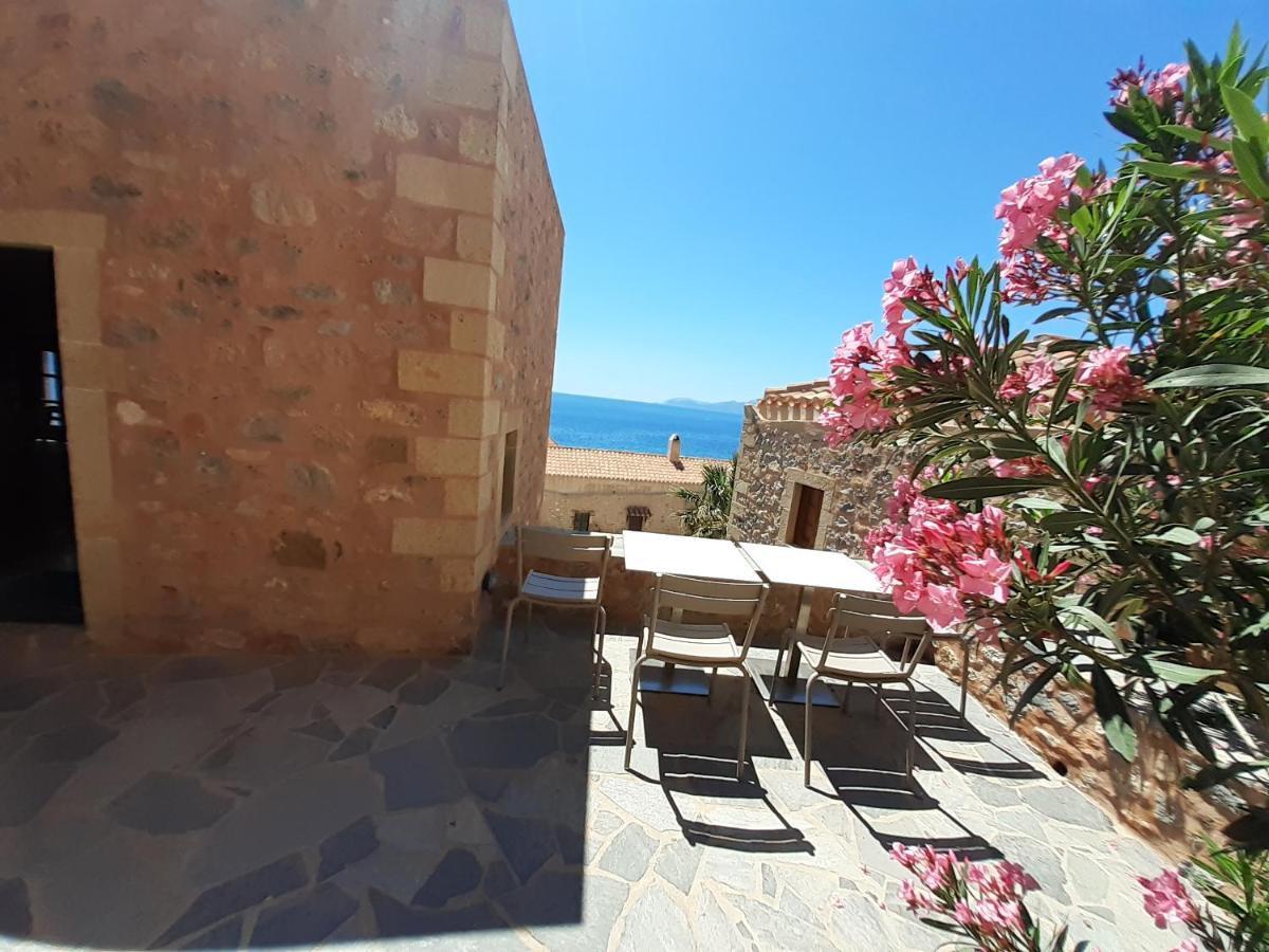 House In The Castle Apartment Monemvasia Exterior photo