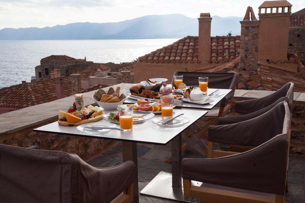 House In The Castle Apartment Monemvasia Room photo