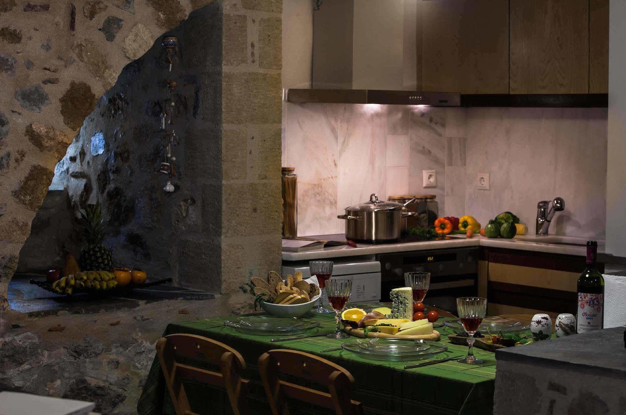 House In The Castle Apartment Monemvasia Exterior photo